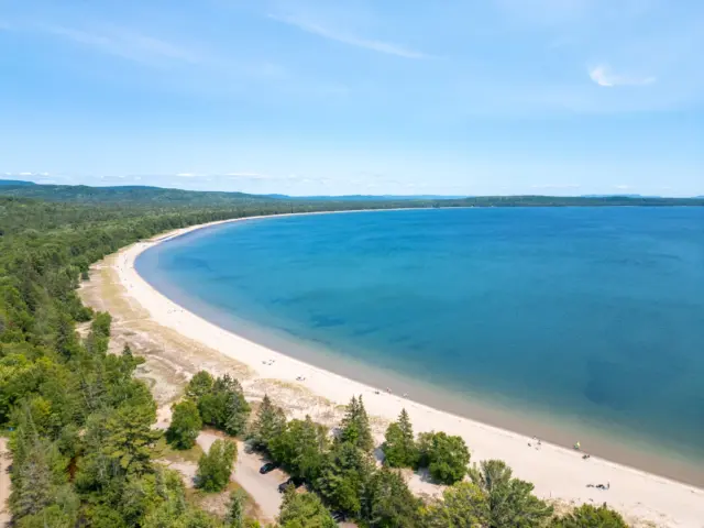 Be honest... how many times have you looked out the window this week and wished you were here instead?

Just a friendly reminder that this is only a short drive from your inbox. ☀️🏖️

📍 @pancakebaypp 

https://saulttourism.com/travelogues/6-of-the-best-beaches-near-sault-ste-marie/

#discoverON #algomacountry #visitontario #exploreontario #travelontario #thesoo #algoma #destinationon #saultstemarie #discoverontario #ontariotravel #pancakebay